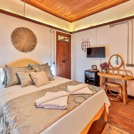 Mavi Kiyi Hotell Kaş
